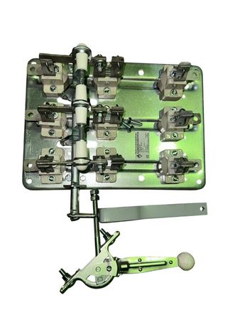 Рубильник РПС-2 (РПС-32) 250А (левый с ПРБ-0.4) Электрофарфор ЦБ-00003400