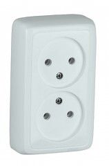 Розетка двойная наружная с изоляционной пластиной белая - РА16-143 HEGEL