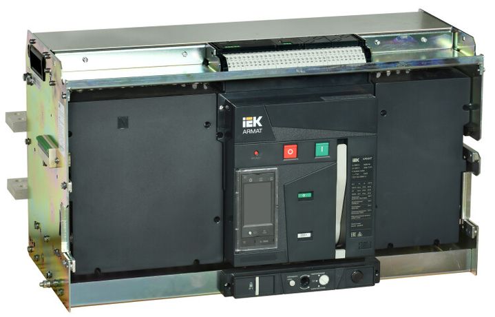 Выключатель автоматический воздушный ARMAT выдвижного исполнения 4P G 125кА 5000А расцепитель TT с комплектом аксессуаров 220В: мотор привод катушка включения отключения - AR-ACB-4VG-125-5000A-TTCF IEK