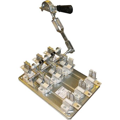 Электротехник ET010242 Разъединитель-предохранитель РПС-2/П УХЛ3 250А передняя смещенная рукоятка правый привод без предохранителей IP00