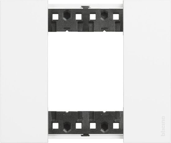 Рамка декоративная 2мод. Living Now бел. Leg BTC KA4802KW Legrand