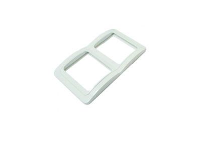 Рамка 2-ая вертикальная белая "Валдай" | SQ1804-0018 TDM