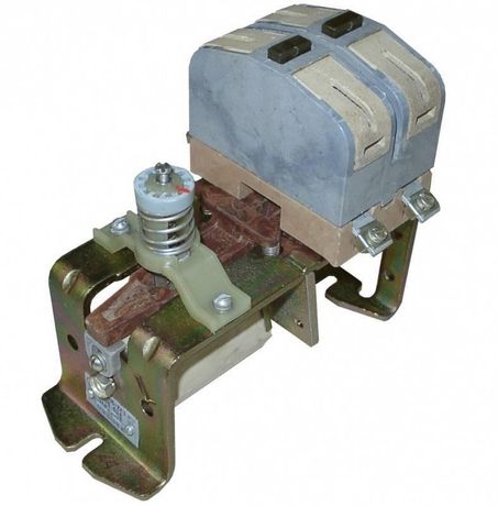 Контактор МК2-20А 63А кат. 220В DC 104.200.200 ЧЭАЗ A8119-80082137 Реле и Автоматика