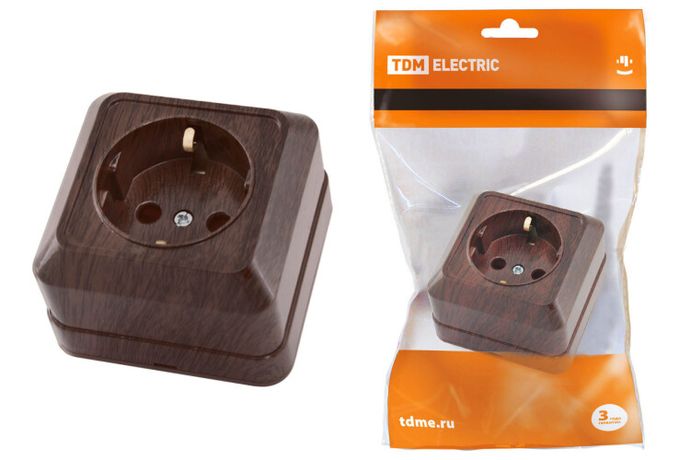 Розетка 2П+3 открытой установки IP20 16А 250В (керамика) бук "Ладога" | SQ1801-0311 TDM