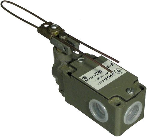 Выключатель путевой ВП-15К21Б261-54У2.3 1НО+1НЗ 10А IP54 рычаг регулир. по длине полумгновенного действия Реле и Автоматика A8014-T200055048