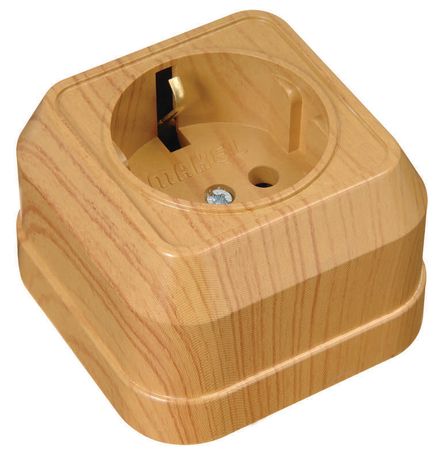 Розетка наружная с заземлением (квадрат) дуб - 45308 Makel