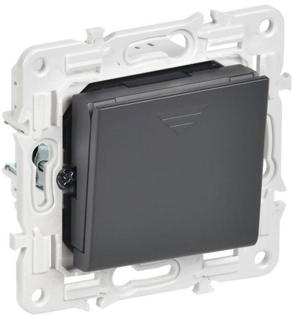 Выключатель карточный SKANDY 30А SK-V15T титан IEK SK-V11-0-10-K48