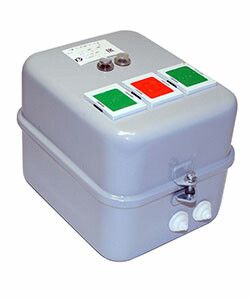 Пускатель ПМ12-010670 У3 В кат. 220В 4НО+2НЗ с реле РТТ5-10-1 0.40А Электротехник 020670422ВВ220000610