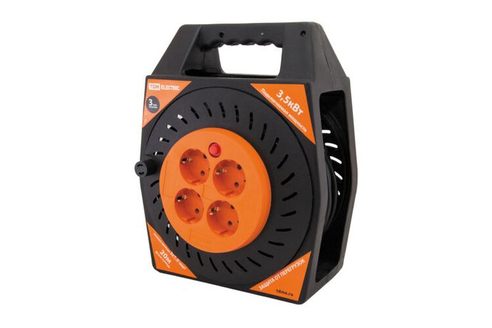 Удлинитель силовой в корпусе УКз16-004 (4 места/20м ПВС 3х1,0) | SQ1301-0554 TDM