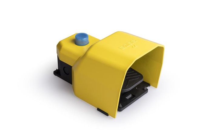 Педаль с защитной крышкой 2 скорости функцией сброса (1НО+1НЗ)+2НЗ EMAS PDKS11GX23