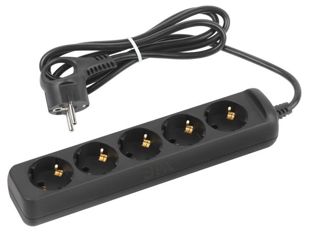 Удлинитель электрический UX-5e-1,5m-B с заземлением 5 розеток 1,5 м ПВС 3х0,75мм2 10А черный | Б0057724 ЭРА