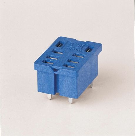 Розетка для монтажа на плате применения с 56.32 реле металлической клипсой-держателем 094.51 - 9612SMA FINDER 96.12SMA