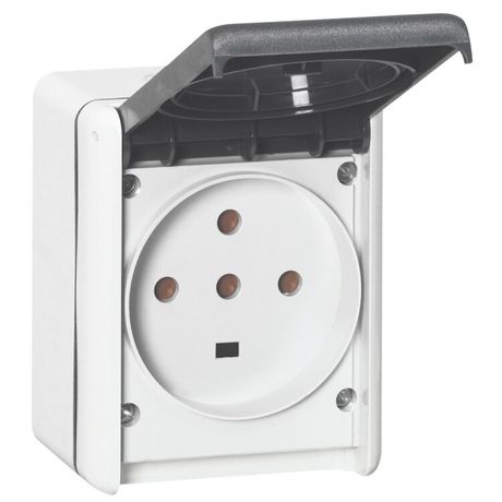 Розетка силовая 32А 3K+N+3 IP55 - 055877 Legrand