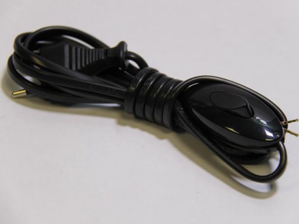 Переключатель на шнуре с вилкой черн. Makel 10035