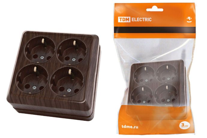 Розетка четырехместная 2П+3 открытой установки IP20 16A бук "Ладога" | SQ1801-0322 TDM