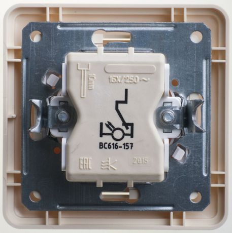 Переключатель проходной 1-кл. СП W59 16А IP20 с подсветкой в сборе сл. кость SchE VS616-157-28 APC