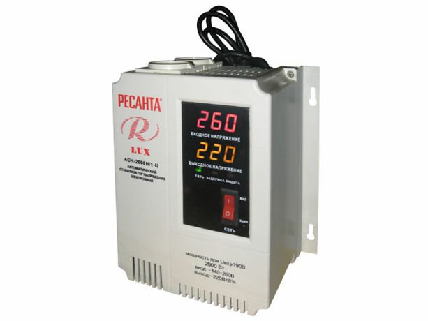 Стабилизатор напряжения АСН-2000 Н/1-Ц Lux 1ф 2кВт IP20 настен. релейный с двумя розетками Ресанта 63/6/15 Huter