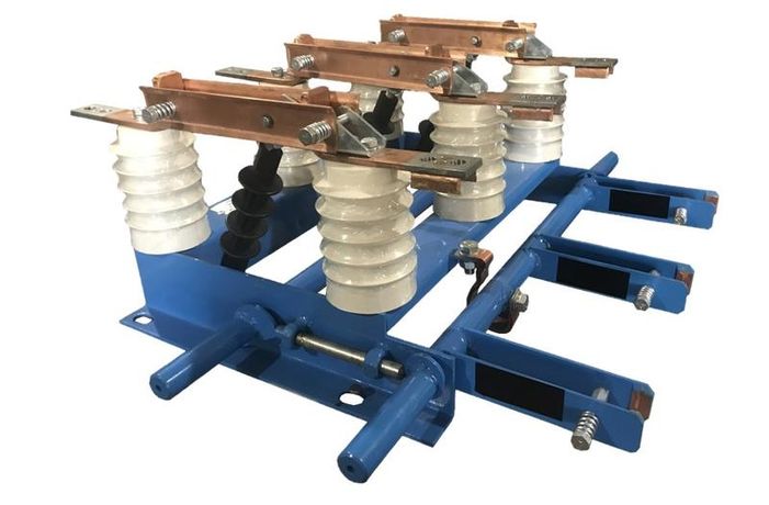 Разъединитель внутренней установки РВ-10/630 УХЛ2 с приводом ПР-10 | 15500752 НИЛЕД