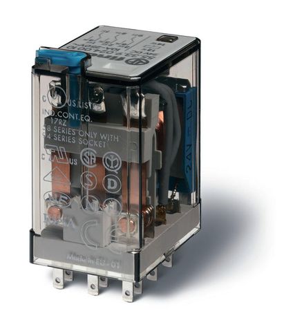 Миниатюрное универсальное электромеханическое реле; монтаж в розетку; 3CO 10A; контакты AgCdO; катушка 24В АC | 553380242010 Finder 55.33.8.024.2010