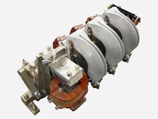 УЗ 220В 50Гц установка на рейке КОНТАКТОР .01 - 137400201.01 КТ6054 ЧЭАЗ