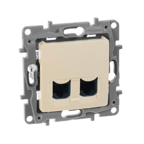Механизм розетки комп. СП Etika RJ45 + CAT.6 UTP сл. кость Leg 672354 Legrand