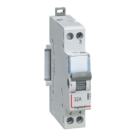 Переключатель CX 1ПК со средней точкой 32A, тип АС, IP20| 412902 | Legrand