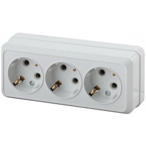 Розетка 3-м ОП Quadro 2-206-01 16А IP20 250В 3х2P+E бел. Intro Б0036145 ЭРА