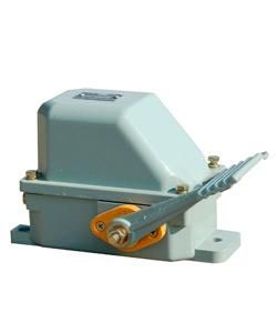 Выключатель концевой ножной НВ-701 У2 рычаг с 1-ой педалью 10А IP54 2 эл. цепи Электротехник ET009409