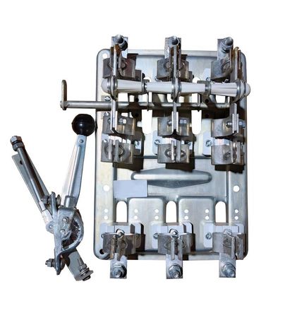 Разъединитель РПС-С-4/1 (медь левый) Электрофидер 1915626А