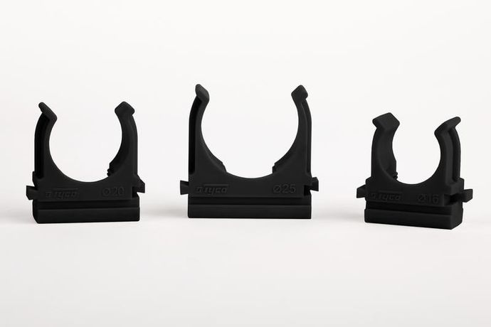 Держатель для труб (клипса) d63мм пластик. черн. Ruvinil К01163Ч TYCO