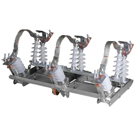 Разъединитель высоковольтный РЛКВ-IV-10/630-ПЛ-УХЛ1 (в комплекте с ПР-03-7-УХЛ1 и КМЧ H=6500) КЭАЗ 321862