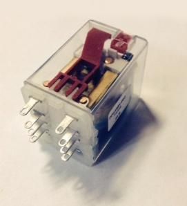 Реле промежуточное РП21МН-002 УХЛ4А 220В 50Гц ток контактов 5А 0з+0р+2п Электротехника МПО A8028-70028510 и Автоматика