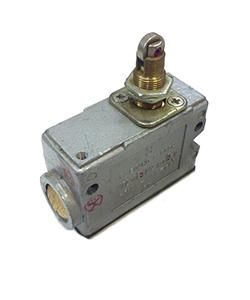 Микровыключатель МП 2305 У2 исп.03 IP54 толкатель с поперечным расположением ролика комбинир. винт Электротехник ET006855