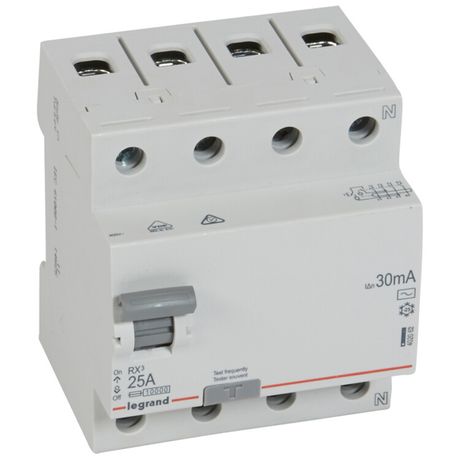 Выключатель дифференциальный (УЗО) RX3 4п 25А 30мА тип AC | 402062 Legrand