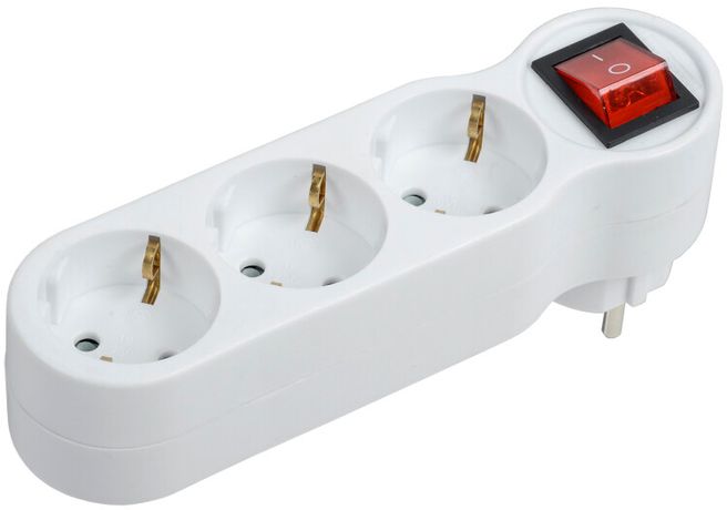 Тройник Т-01/03В 3 места 2P+PE 16А с выкл. белый | WTP10-16-03-ZK-K01 IEK