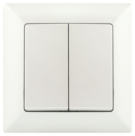 Переключатель Solo 4-107-06 двухклавишный, 10А-250В, IP20, СУ, перламутр | Б0053614 Intro ЭРА