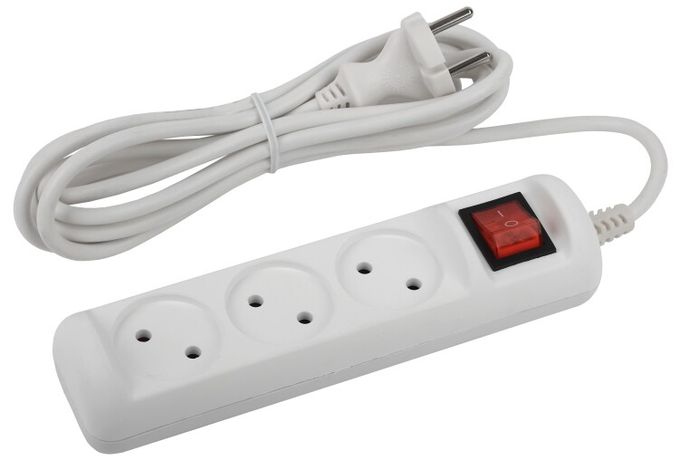 Удлинитель электрический U-3s-1,5m-2x1 без заземления c выключателем 3 розетки 1,5м ПВС 2x1мм2 10А - Б0044049 ЭРА