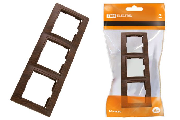 Рамка 3-х постовая горизонтальная "ЭКО" (бук) "Таймыр" | SQ1814-0328 TDM