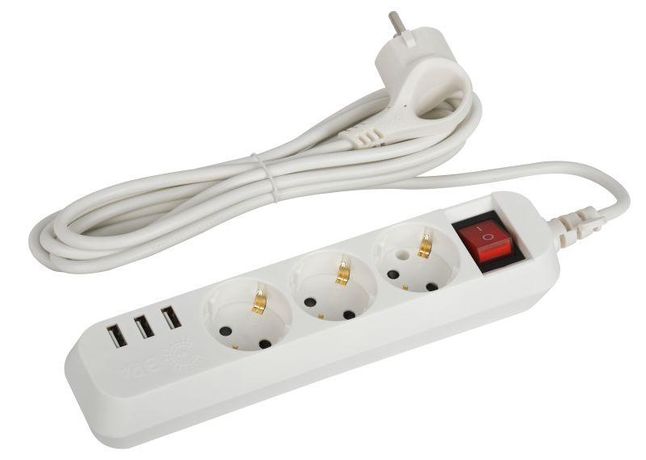 Удлинитель электрический U-3es-1,5m-USB c заземлением с выключателем 3 розетки + 3xUSBA 1,5м 10А | Б0052900 ЭРА