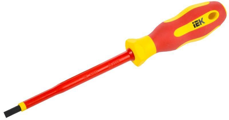 Отвертка диэлектрическая SL5,5х125 Т2 ARMA2L 5 | A2L5-SC30-T2-SL-55-125 IEK