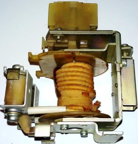 Реле тока РЭ-12-3-63А 1НО+1НЗ передн. присоед. ЧЭАЗ A8119-77943298