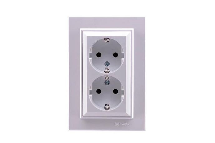 Розетка 2-я с/з СП Karea 16А IP20 жемчуж. Makel 56100082