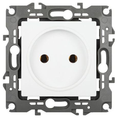 Розетка однофазная скрытого монтажа, в рамку без шторок белый матовый 16А 250В IP20 автоматические (безвинтовые) зажимы 12-2105-01М Эра 12 - Б0065704
