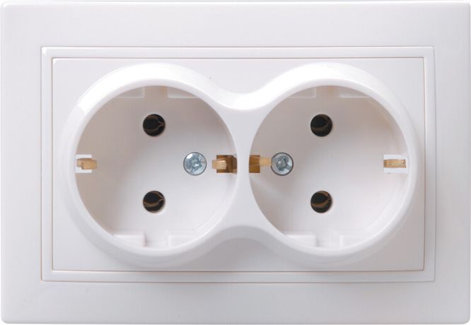 Розетка 2-местная с заземляющим контактом без защитной шторки 16А керамика КВАРТА белая IEK (РС12-3-КБ ) - ERK21-K01-16-K