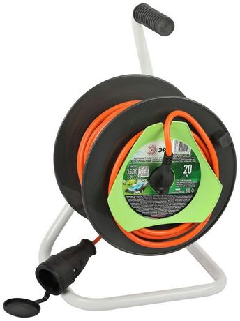 Удлинитель силовой RP-1e-3x1.5-20m на пластиковой катушке c заземлением 20м 1 розетка ПВС 3х1,5мм2 | Б0059775 ЭРА