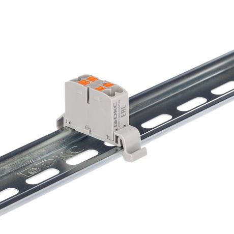 Блок распределительный с гориз. адаптером на рейку шириной 35мм, зажим push-in, 4 точки подключения 2,5 кв.мм, серый | DTP1-004-04SPUG-H DKC ДКС