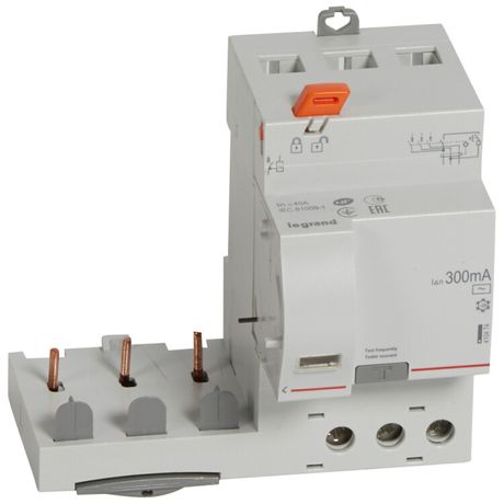 Дифференциальный блок DX3 - тип AC 300 мА 3П 400 В~ 40 А 3 модуля | 410474 Legrand