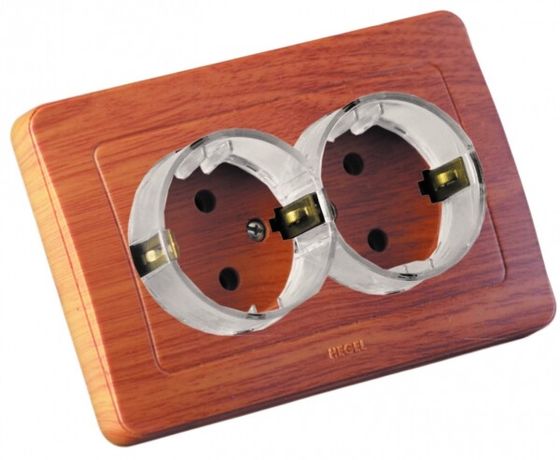 Розетка двойная скрытая с заземлением (стакан) дуб - РС16-381-05 HEGEL