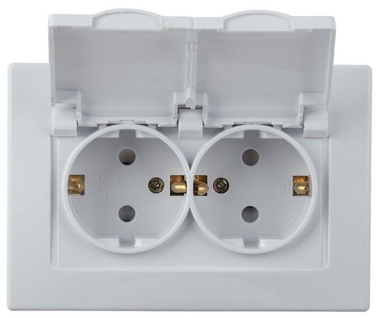 Розетка однофазная скрытого монтажа, в рамку с заземлением со шторками белый крышкой 16А 250В IP20 винтовые зажимы 1-210-01 Intro Plano - Б0048034 ЭРА