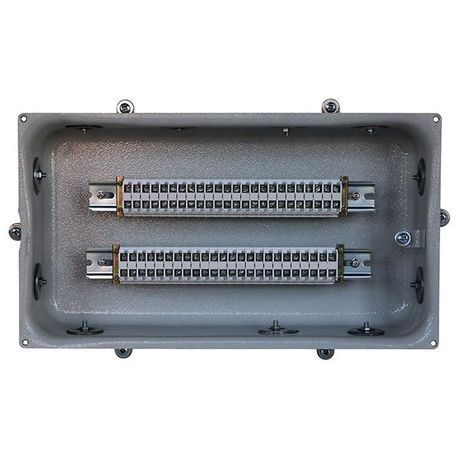 Коробка клеммная КЗН-48 У3 48 зажимов IP31 заглушка метал. Электротехник ET007205